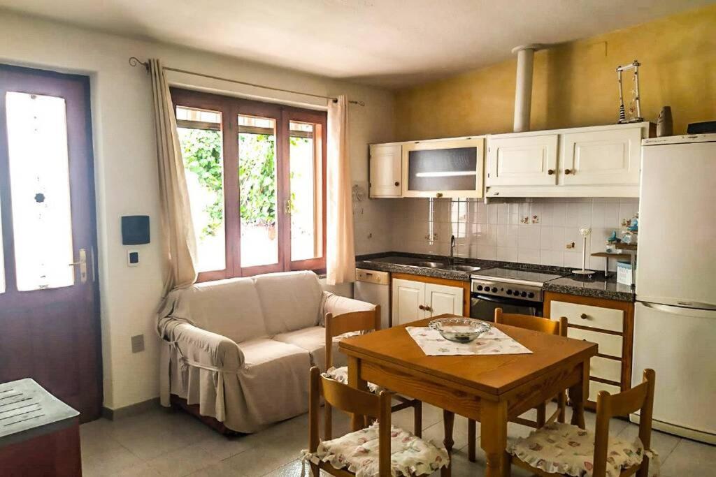 Casa Maddalenina Con Giardino, Vicino Al Mare! Apartment La Maddalena  Exterior photo